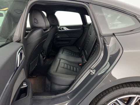 BMW i4 eDrive40 M-Sport High Executive 84 kWh (3-Fase) [SOH-97%] (INCL-BTW)  Aut *FULL-LEATHER | HEAD UP | FULL-LED | HARMAN/KARDON-AUDIO | ADAPTIVE-CRUISE |  ADAPTIVE-CRUISE | WIDESCREEN-COCKPIT | DAB+ | TOPVIEW | AMBIENT-LIGHT | CARPLAY | HEATED-SPORTSEA