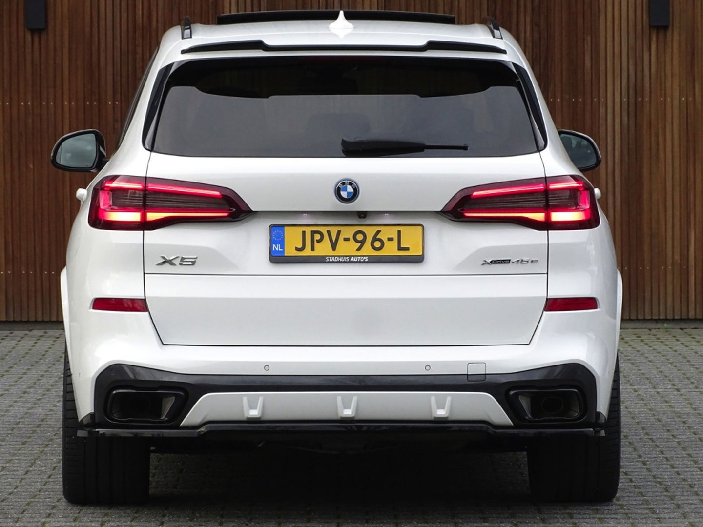 BMW X5 45e 394PK X-drive / M-Sport Pro Individual / B&W / 360° / Laser