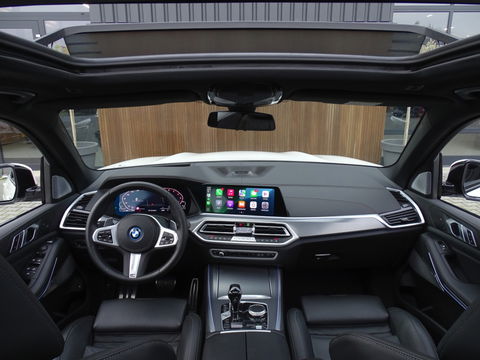 BMW X5 45e 394PK X-drive / M-Sport Pro Individual / B&W / 360° / Laser