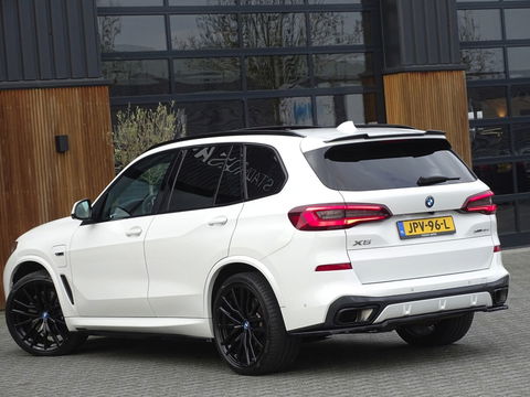 BMW X5 45e 394PK X-drive / M-Sport Pro Individual / B&W / 360° / Laser