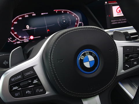 BMW X5 45e 394PK X-drive / M-Sport Pro Individual / B&W / 360° / Laser