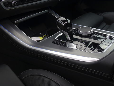 BMW X5 45e 394PK X-drive / M-Sport Pro Individual / B&W / 360° / Laser