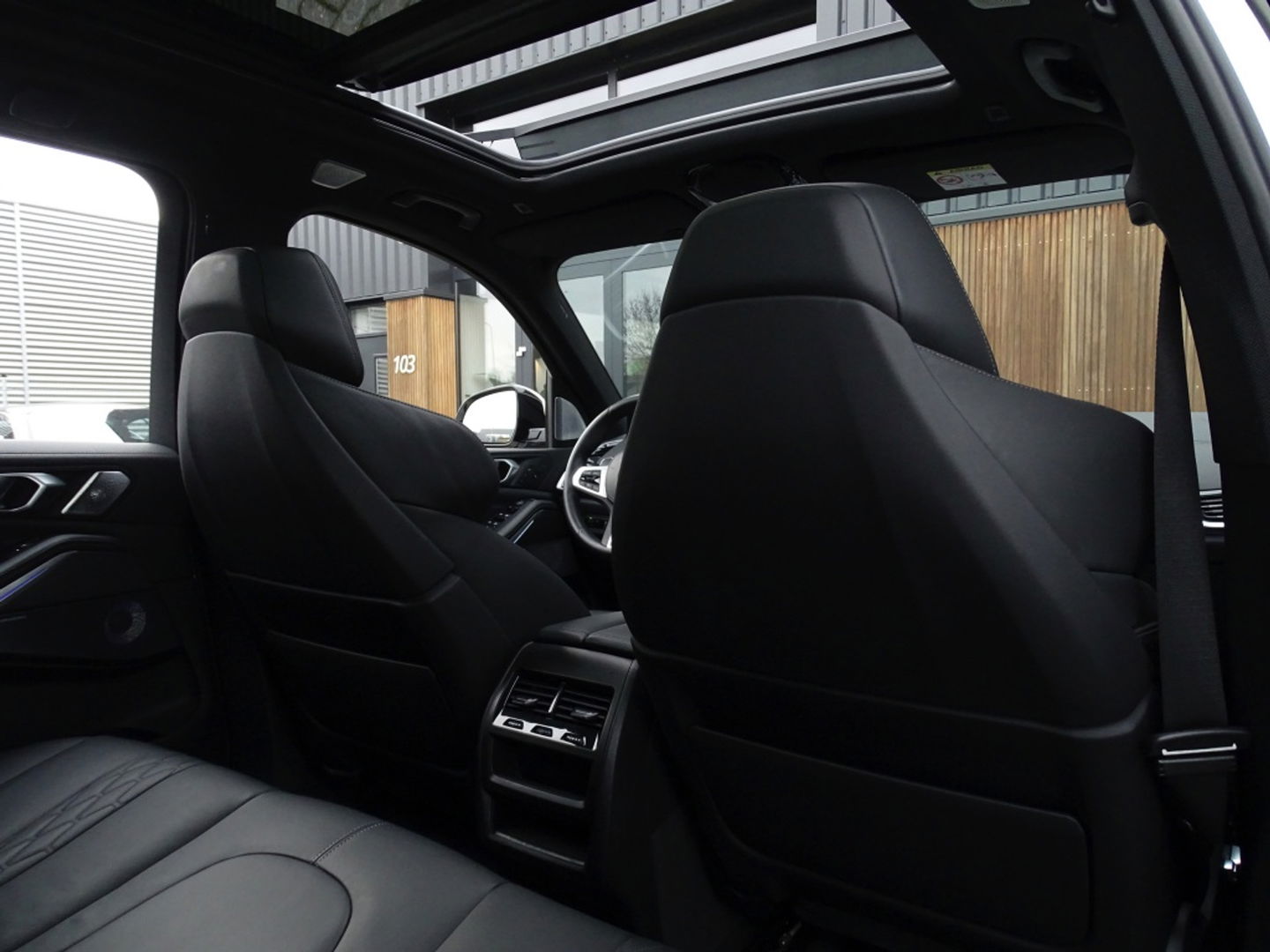 BMW X5 45e 394PK X-drive / M-Sport Pro Individual / B&W / 360° / Laser