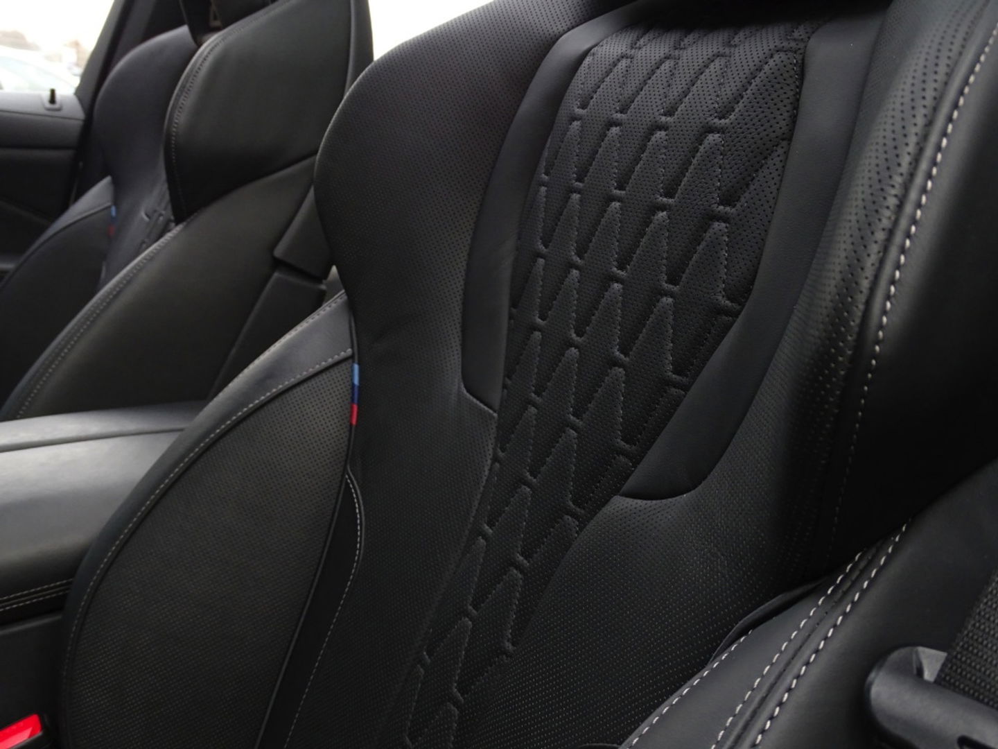 BMW X5 45e 394PK X-drive / M-Sport Pro Individual / B&W / 360° / Laser