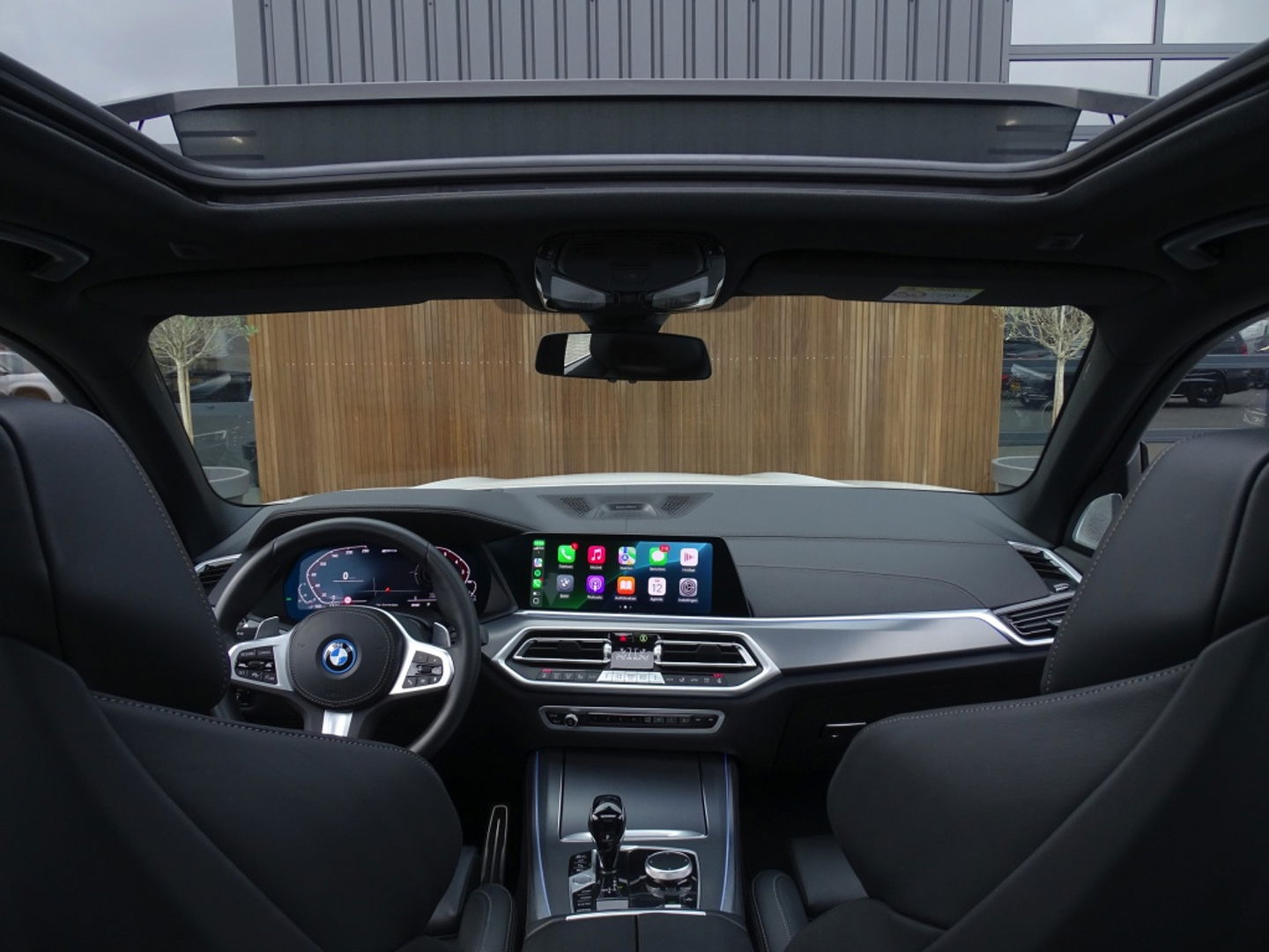 BMW X5 45e 394PK X-drive / M-Sport Pro Individual / B&W / 360° / Laser