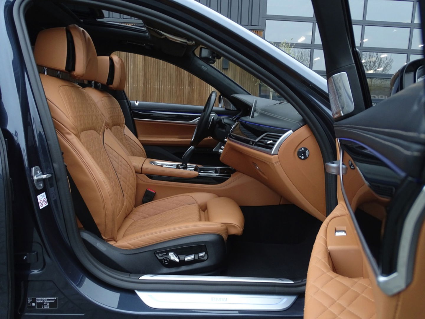 BMW 7 Serie 745Le 394PK / Skylounge / B&W / Laser / M- Individual / 360°