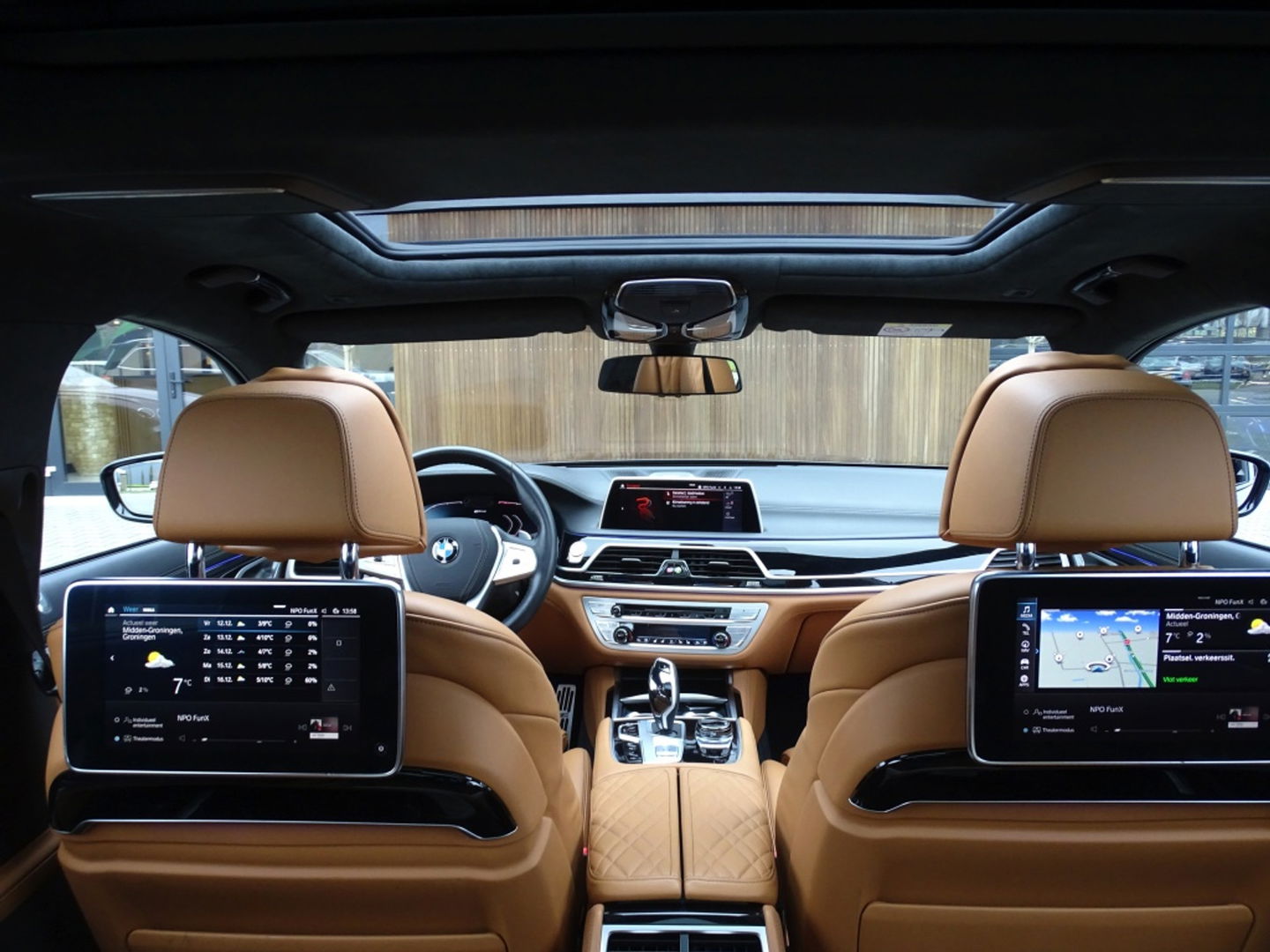 BMW 7 Serie 745Le 394PK / Skylounge / B&W / Laser / M- Individual / 360°