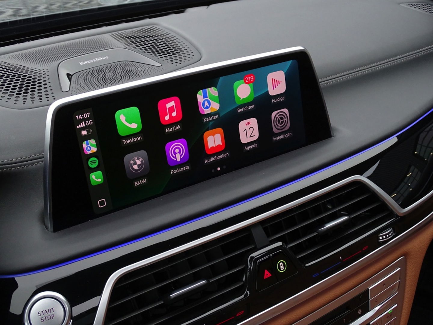 BMW 7 Serie 745Le 394PK / Skylounge / B&W / Laser / M- Individual / 360°