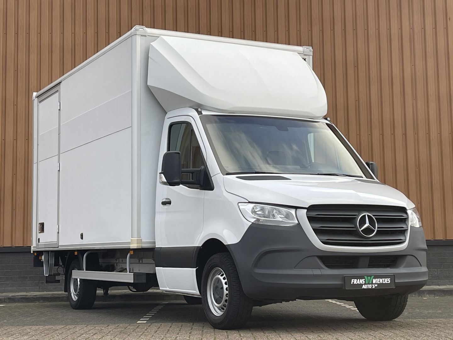 Mercedes-Benz Sprinter 211 2.2 CDI L2 | Marge | Apple Carplay | Android Auto | Cruise Control | Airconditioning | Dhollandia Laadklep | Navigatie |