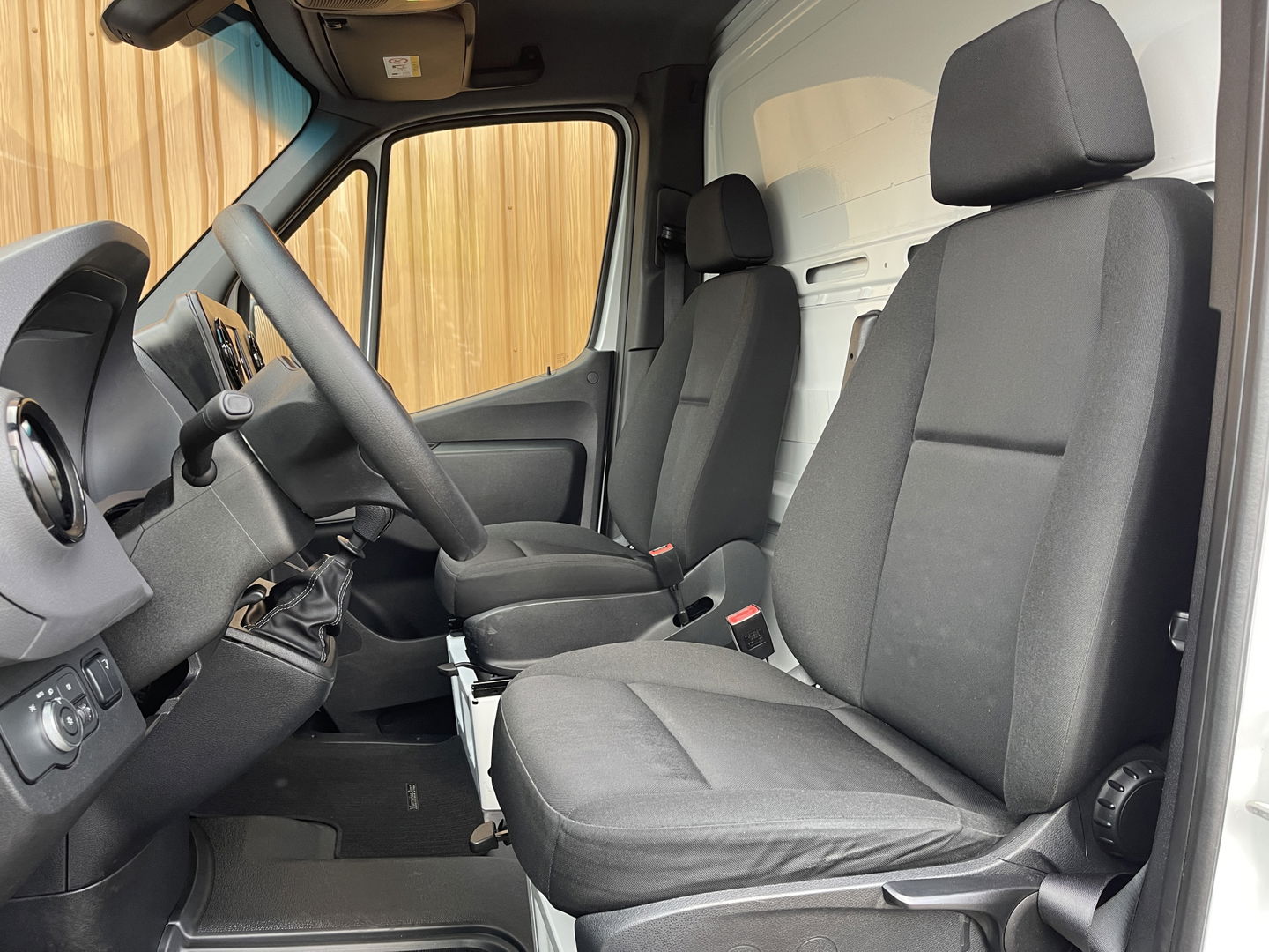 Mercedes-Benz Sprinter 211 2.2 CDI L2 | Marge | Apple Carplay | Android Auto | Cruise Control | Airconditioning | Dhollandia Laadklep | Navigatie |
