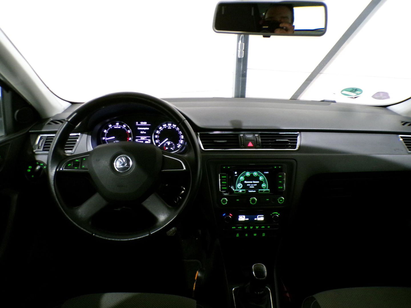 Škoda Rapid 1.2 TSI Greentech Elegance Businessline "Origineel NL!" Trekhaak Navigatie Bluetooth Parkeersensoren Cruise-control