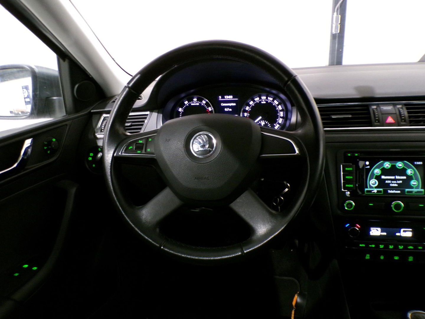 Škoda Rapid 1.2 TSI Greentech Elegance Businessline "Origineel NL!" Trekhaak Navigatie Bluetooth Parkeersensoren Cruise-control