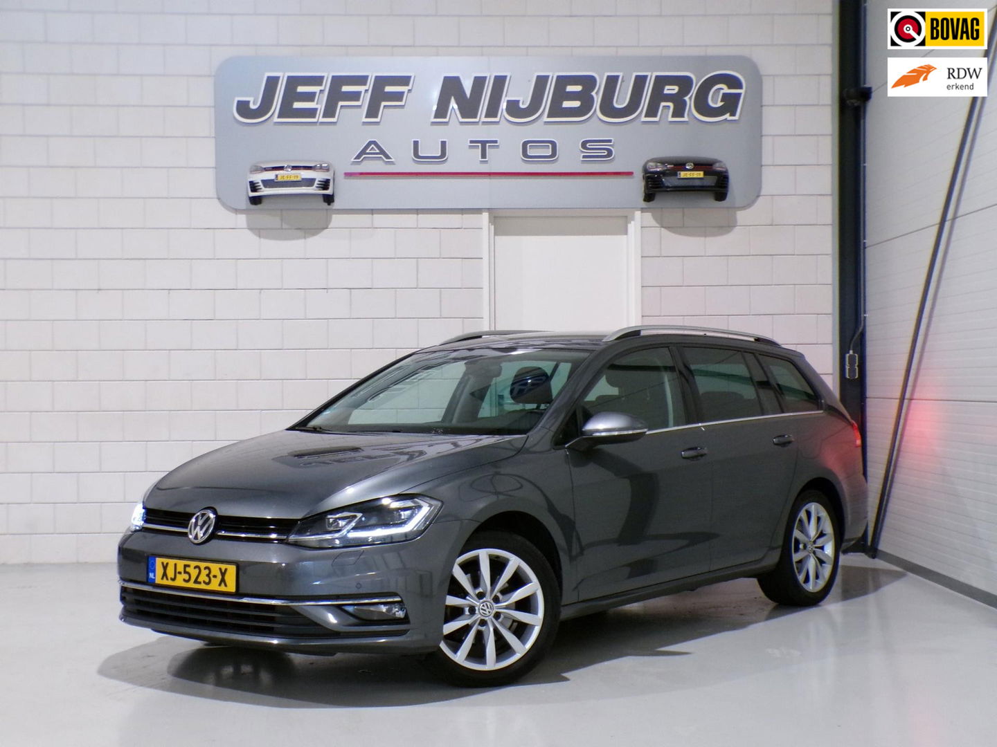 Volkswagen Golf Variant 1.5 TSI DSG Highline "Automaat" Trekhaak Full-LED Apple-Carplay Stoelverwarming Massagestoel Navigatie