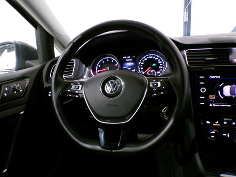 Volkswagen Golf Variant 1.5 TSI DSG Highline "Automaat" Trekhaak Full-LED Apple-Carplay Stoelverwarming Massagestoel Navigatie