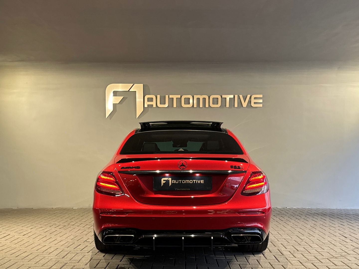 Mercedes-Benz E-Klasse AMG 63 S 4M+ Pano|Kuip|Carbon|360Cam