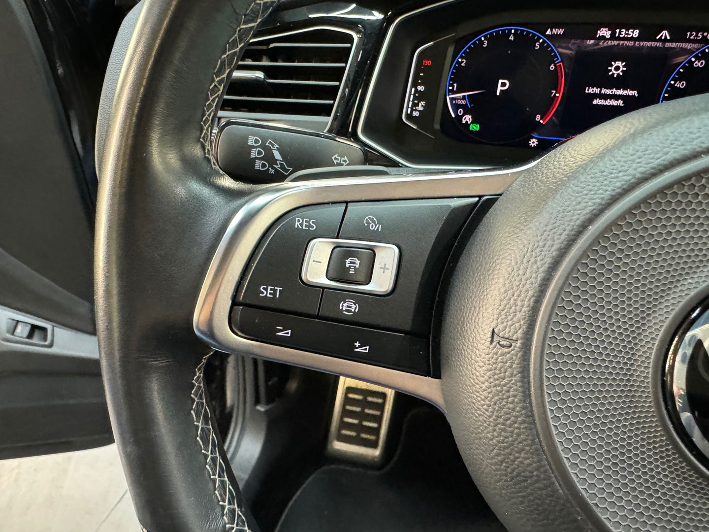 Volkswagen T-Roc 1.5 TSI Sport Business R Line Pano|Keyless