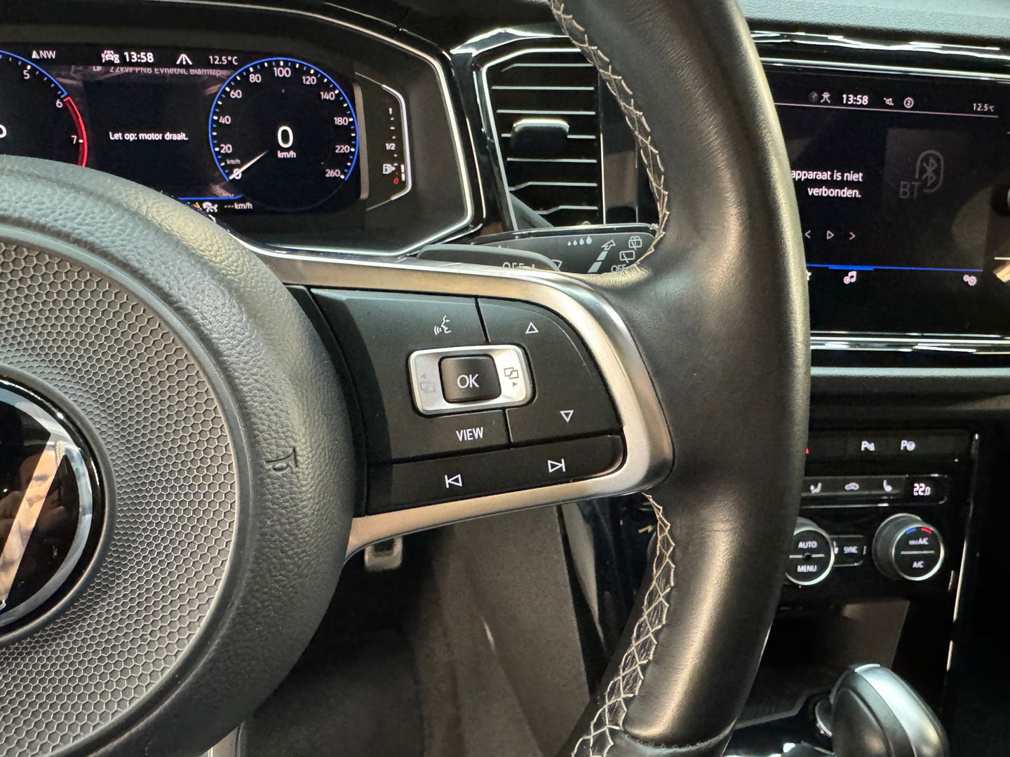 Volkswagen T-Roc 1.5 TSI Sport Business R Line Pano|Keyless