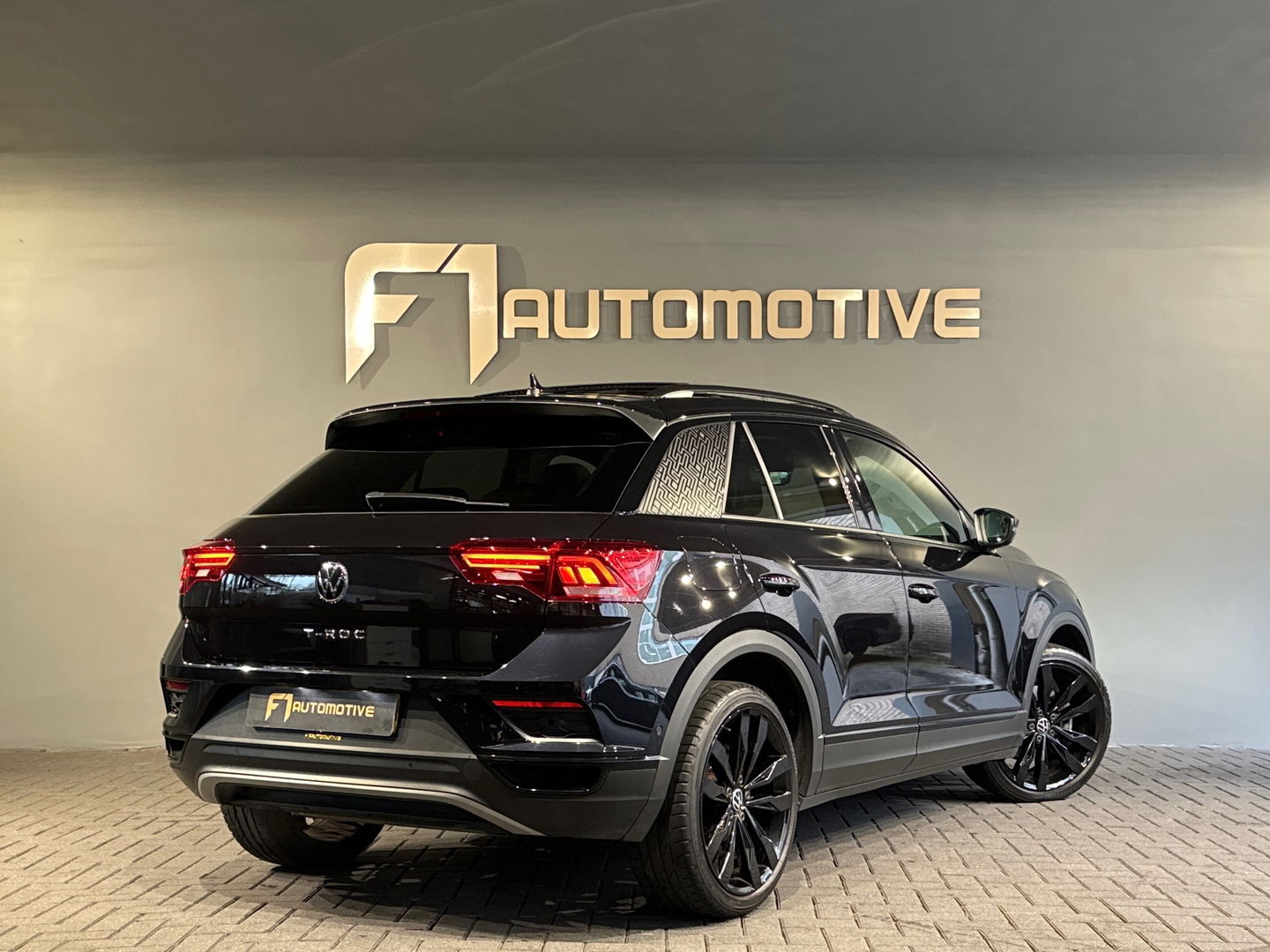 Volkswagen T-Roc 1.5 TSI Sport Business R Line Pano|Keyless