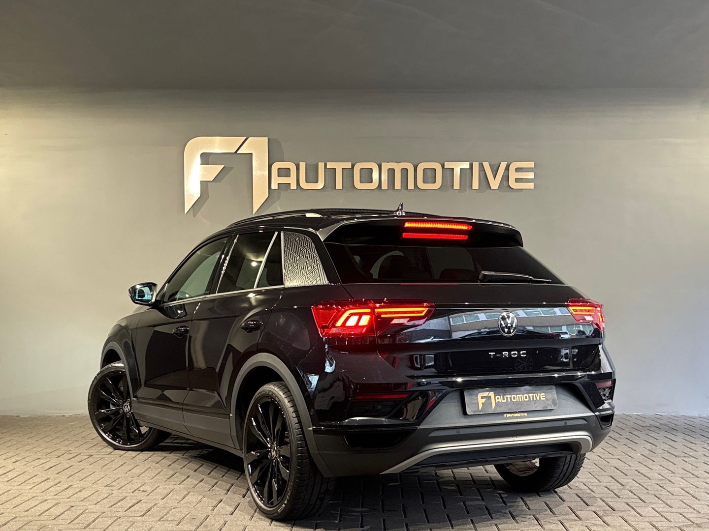 Volkswagen T-Roc 1.5 TSI Sport Business R Line Pano|Keyless