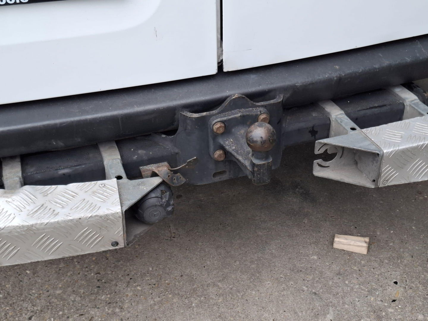 Mercedes-Benz Sprinter 211 2.2 CDI L2H2 AUTOMAAT / TREKHAAK / NAVI / EURO 6 / CARPLAY