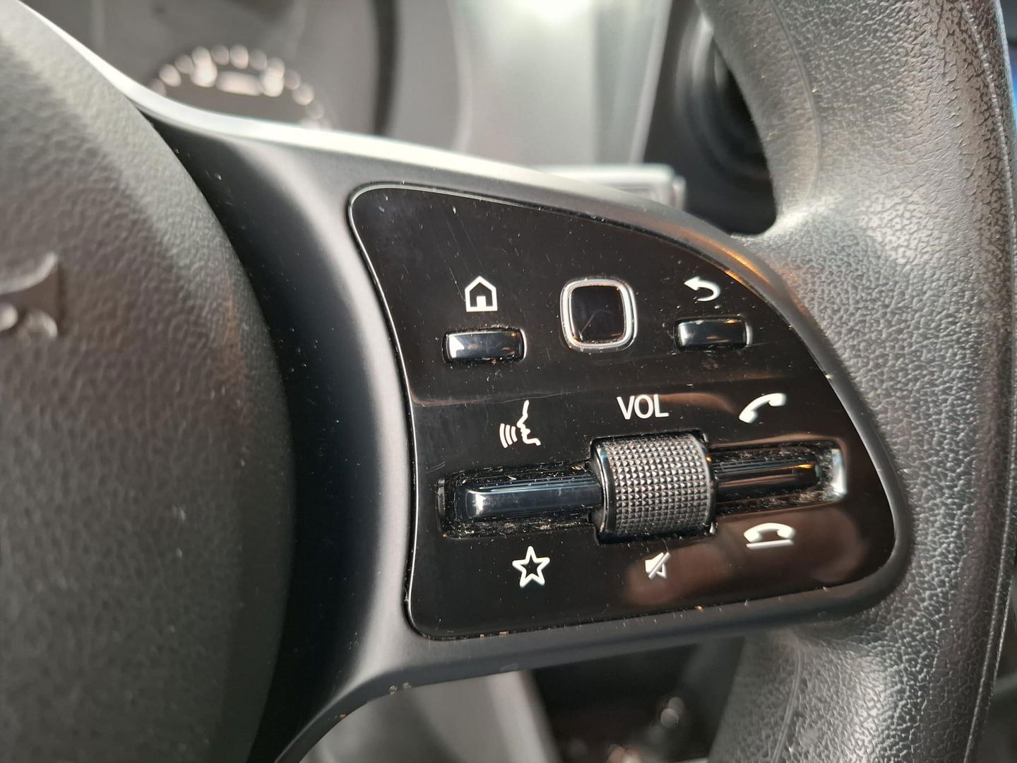 Mercedes-Benz Sprinter 211 2.2 CDI L2H2 AUTOMAAT / TREKHAAK / NAVI / EURO 6 / CARPLAY