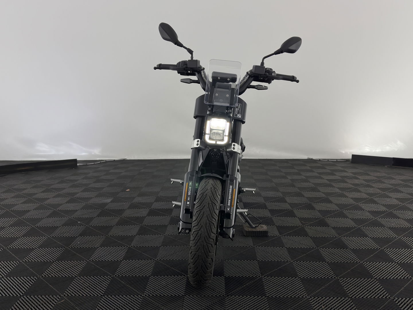 BMW Bromscooter CE 02 (INCL-BTW)