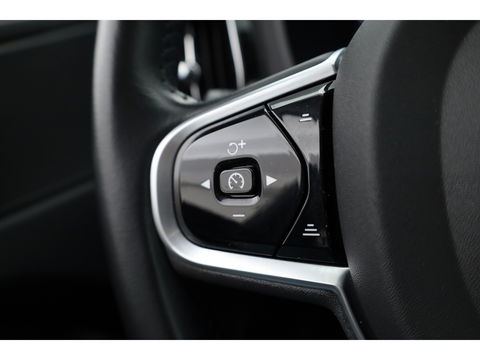 Volvo XC60 2.0 T6 Plug-in hybrid AWD Inscription Expression Panoramadak | Leder | adaptieve cruise