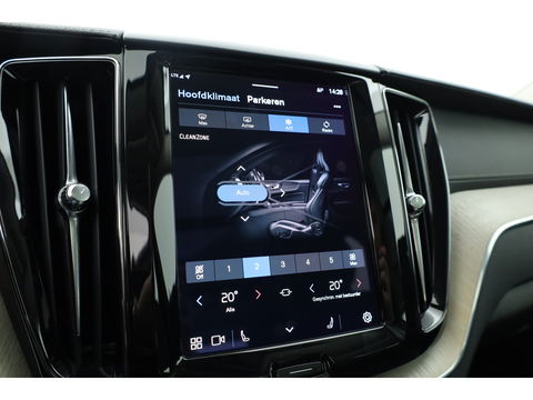 Volvo XC60 2.0 T6 Plug-in hybrid AWD Inscription Expression Panoramadak | Leder | adaptieve cruise