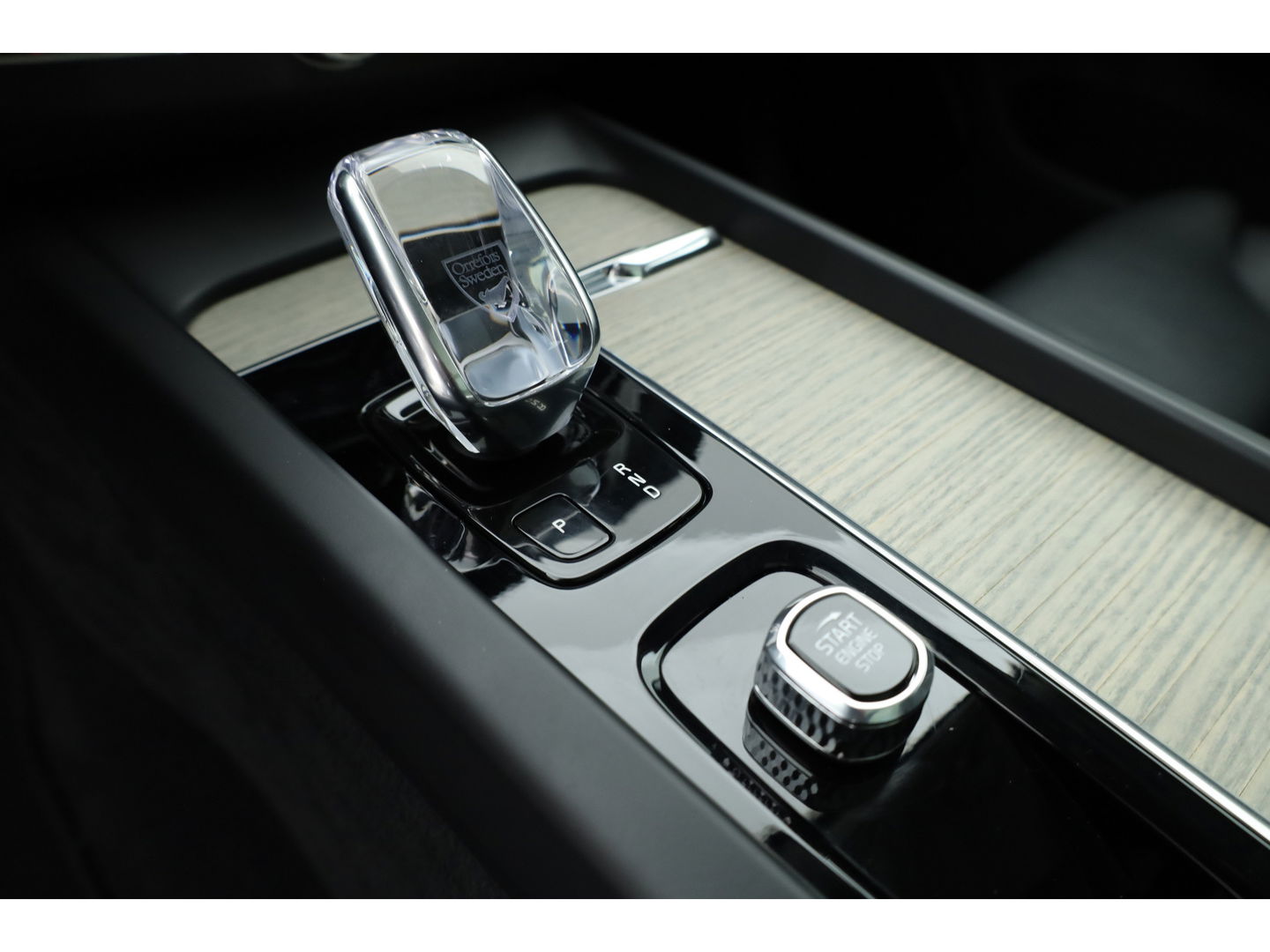 Volvo XC60 2.0 T6 Plug-in hybrid AWD Inscription Expression Panoramadak | Leder | adaptieve cruise