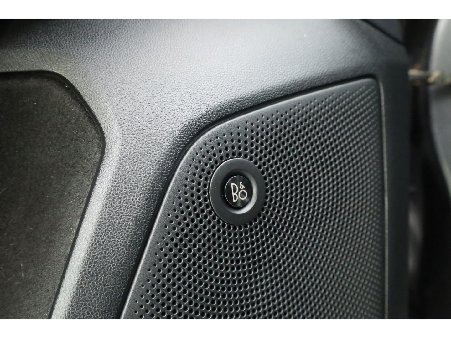 Ford FOCUS Wagon 1.0 EcoBoost Active Business | Adapt. Cruise | B&O | Stoel- Stuurverw. | Camera | Keyless | CarPlay