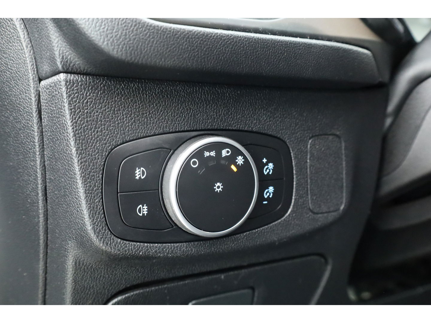 Ford FOCUS Wagon 1.0 EcoBoost Active Business | Adapt. Cruise | B&O | Stoel- Stuurverw. | Camera | Keyless | CarPlay