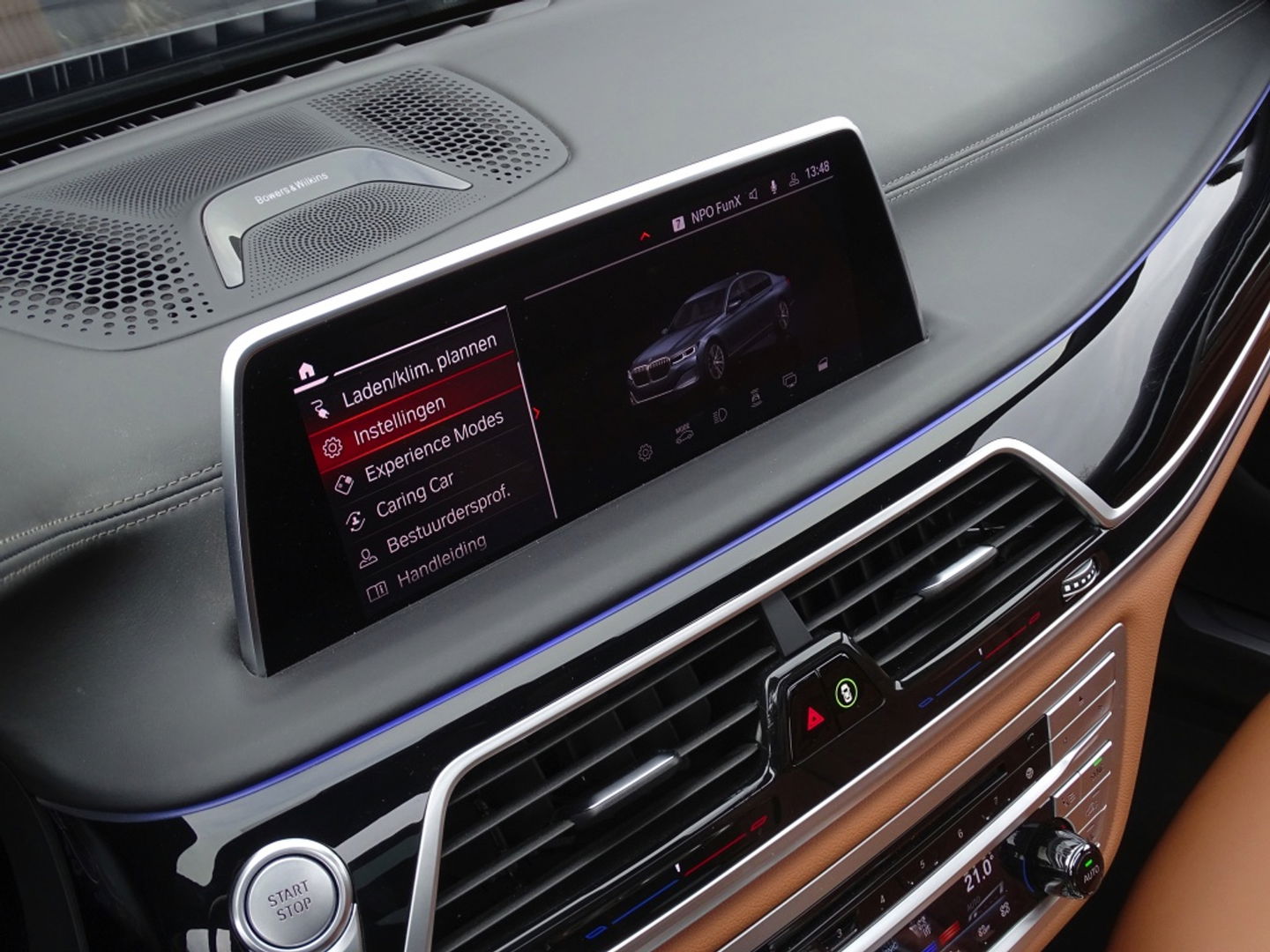 BMW 7 Serie 745Le 394PK / Skylounge / B&W / Laser / M- Individual / 360°