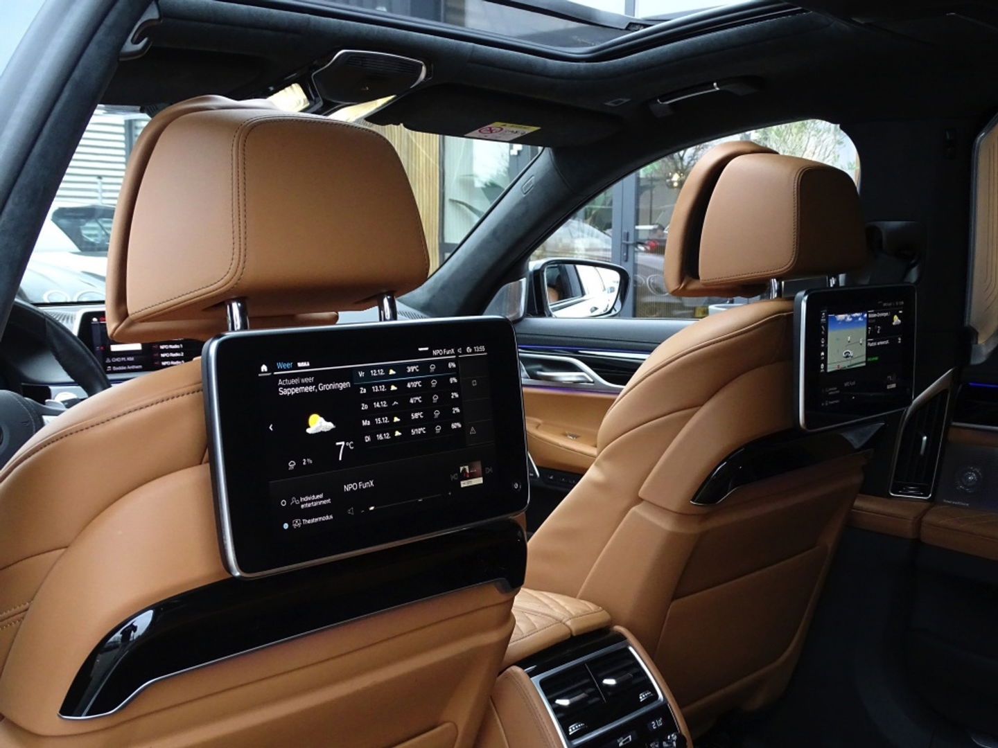 BMW 7 Serie 745Le 394PK / Skylounge / B&W / Laser / M- Individual / 360°