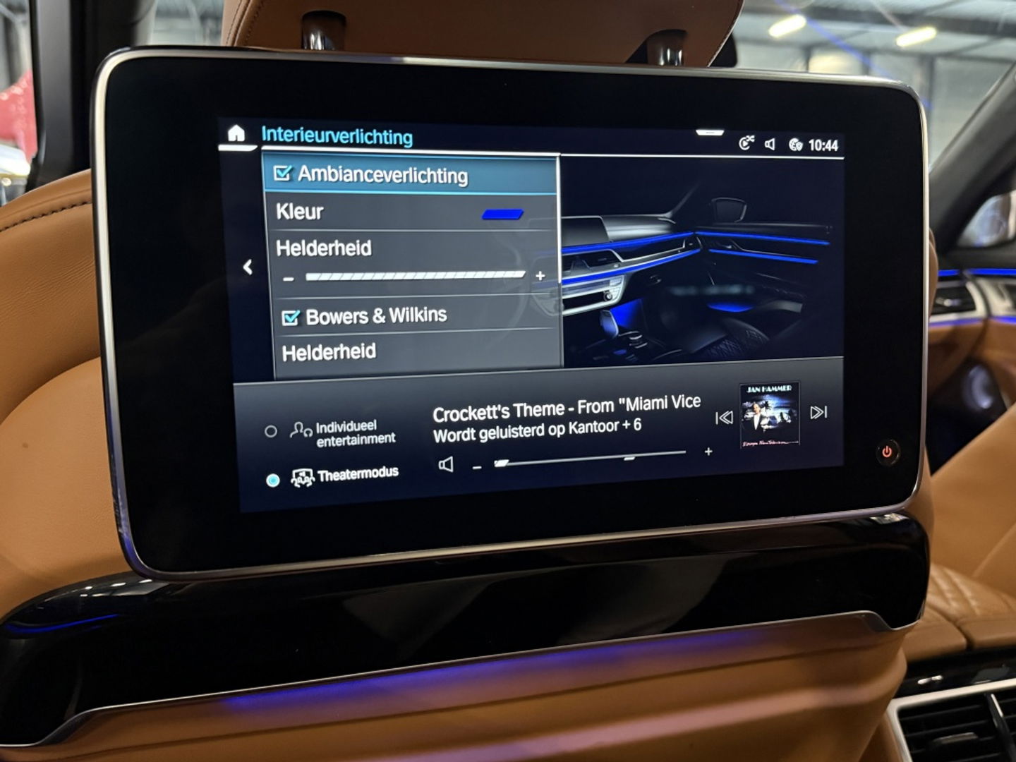 BMW 7 Serie 745Le 394PK / Skylounge / B&W / Laser / M- Individual / 360°