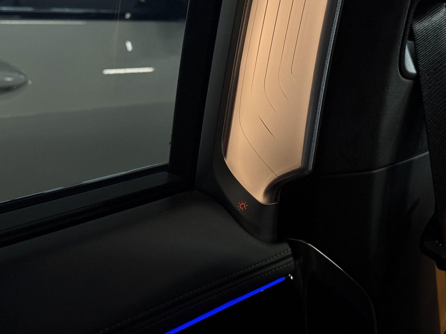 BMW 7 Serie 745Le 394PK / Skylounge / B&W / Laser / M- Individual / 360°