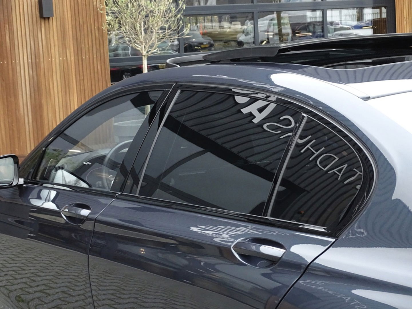 BMW 7 Serie 745Le 394PK / Skylounge / B&W / Laser / M- Individual / 360°