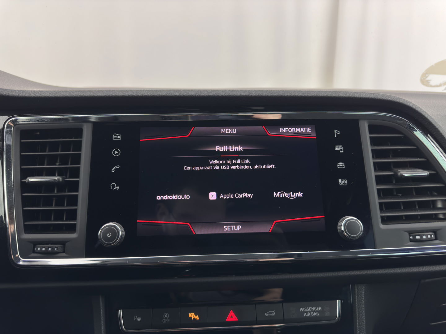 SEAT Ateca 1.5 TSI FR Business Intense *FULL-LED | SPORT-SEATS | NAVI-FULLMAP | MICROFIBRE | CAMERA | KEYLESS | DAB+ | CARPLAY | ECC | PDC | CRUISE | 18''ALU | TOWBAR*