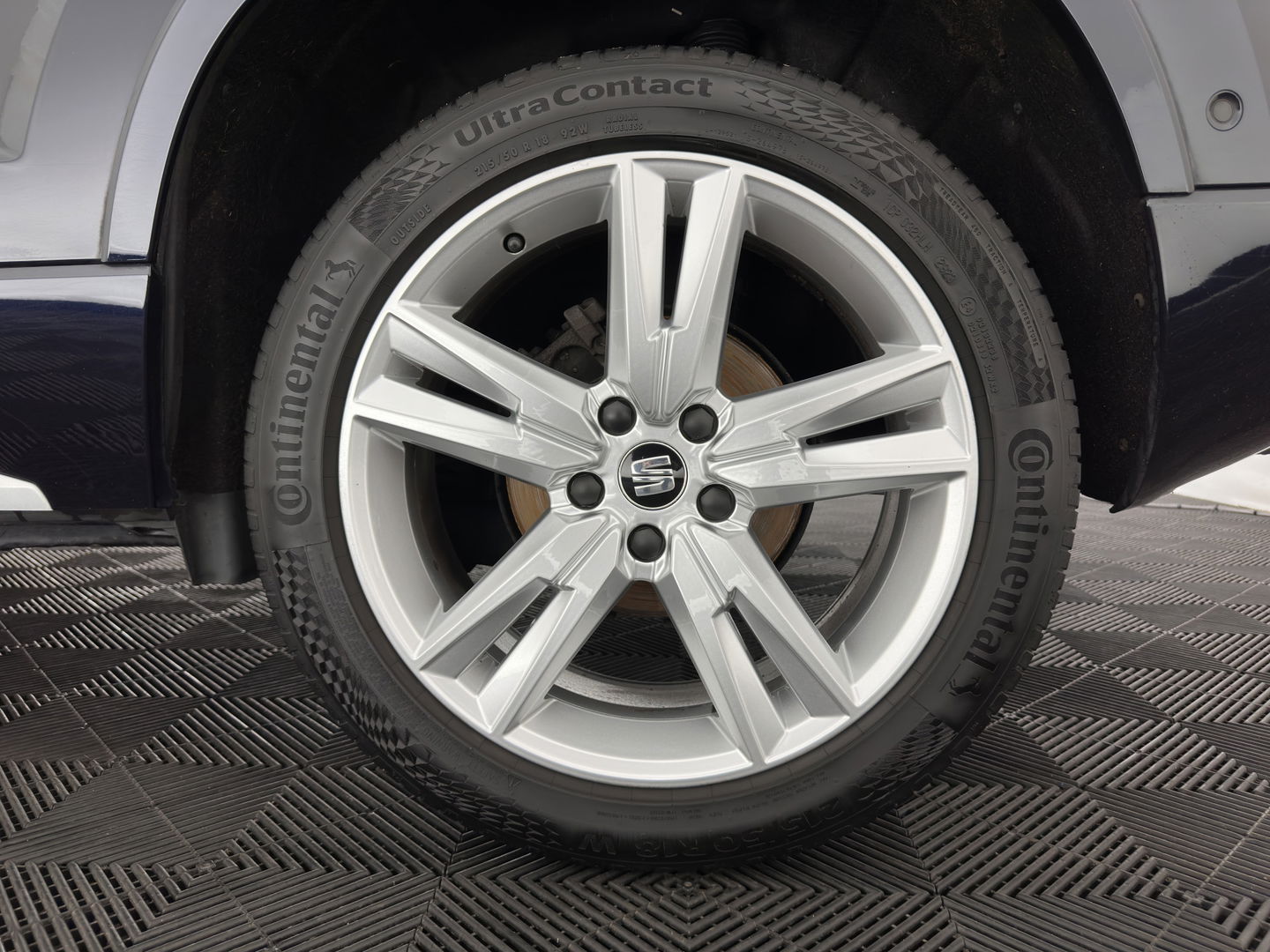 SEAT Ateca 1.5 TSI FR Business Intense *FULL-LED | SPORT-SEATS | NAVI-FULLMAP | MICROFIBRE | CAMERA | KEYLESS | DAB+ | CARPLAY | ECC | PDC | CRUISE | 18''ALU | TOWBAR*