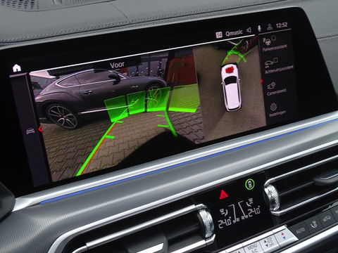 BMW X5 45e 394PK X-drive / M-Sport Pro Individual / B&W / 360° / Laser