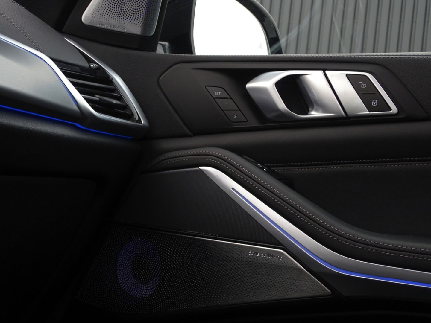 BMW X5 45e 394PK X-drive / M-Sport Pro Individual / B&W / 360° / Laser