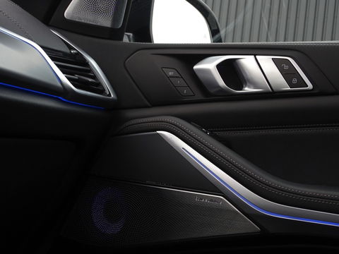 BMW X5 45e 394PK X-drive / M-Sport Pro Individual / B&W / 360° / Laser
