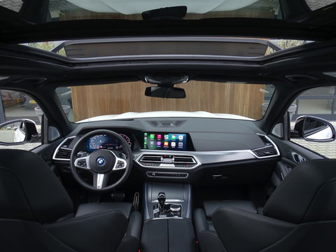 BMW X5 45e 394PK X-drive / M-Sport Pro Individual / B&W / 360° / Laser