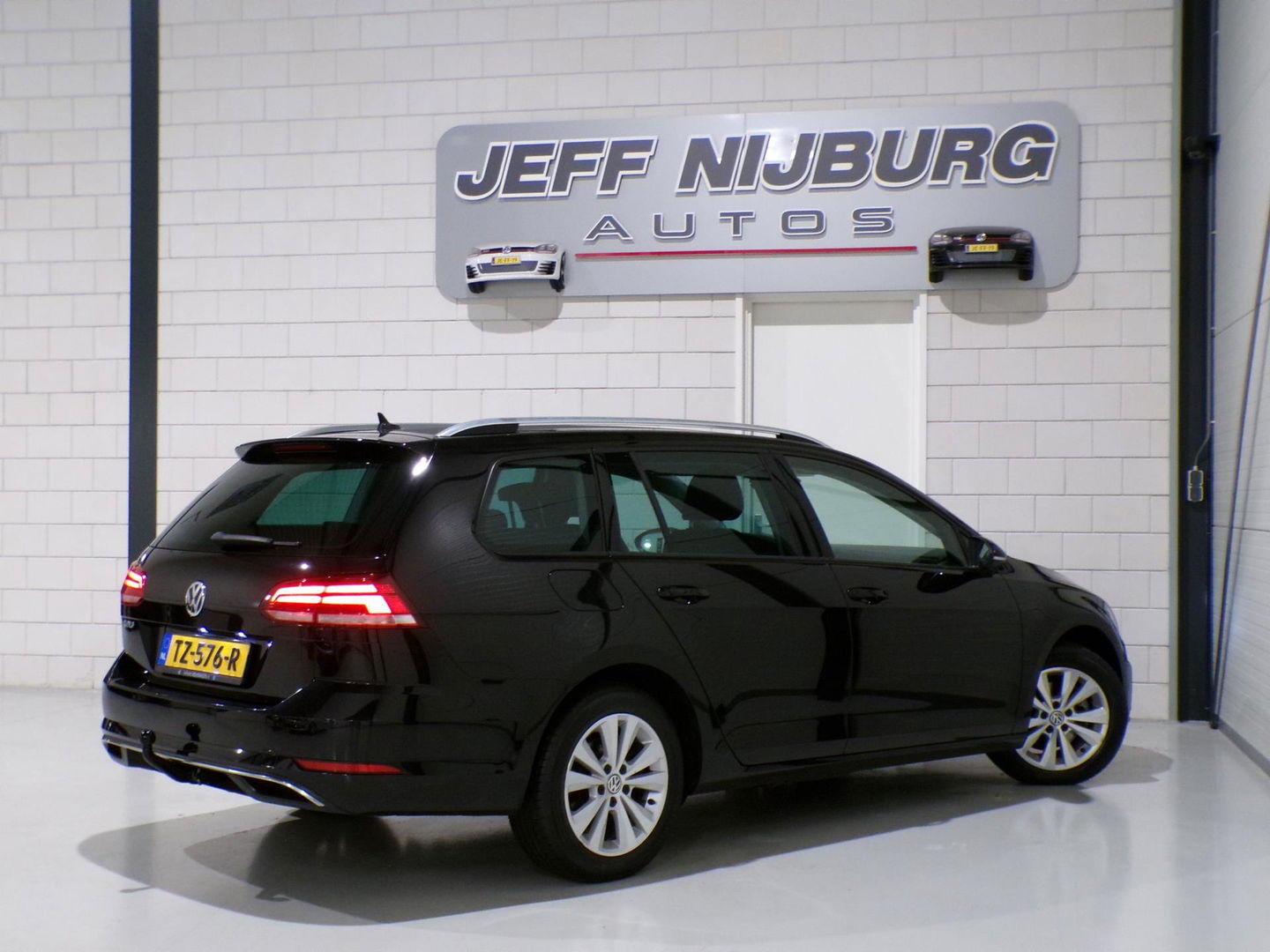 Volkswagen Golf Variant 1.0 TSI Comfortline "Origineel NL!" Trekhaak Apple-Carplay Parkeersensoren Adaptive-cruise Navigatie DAB+
