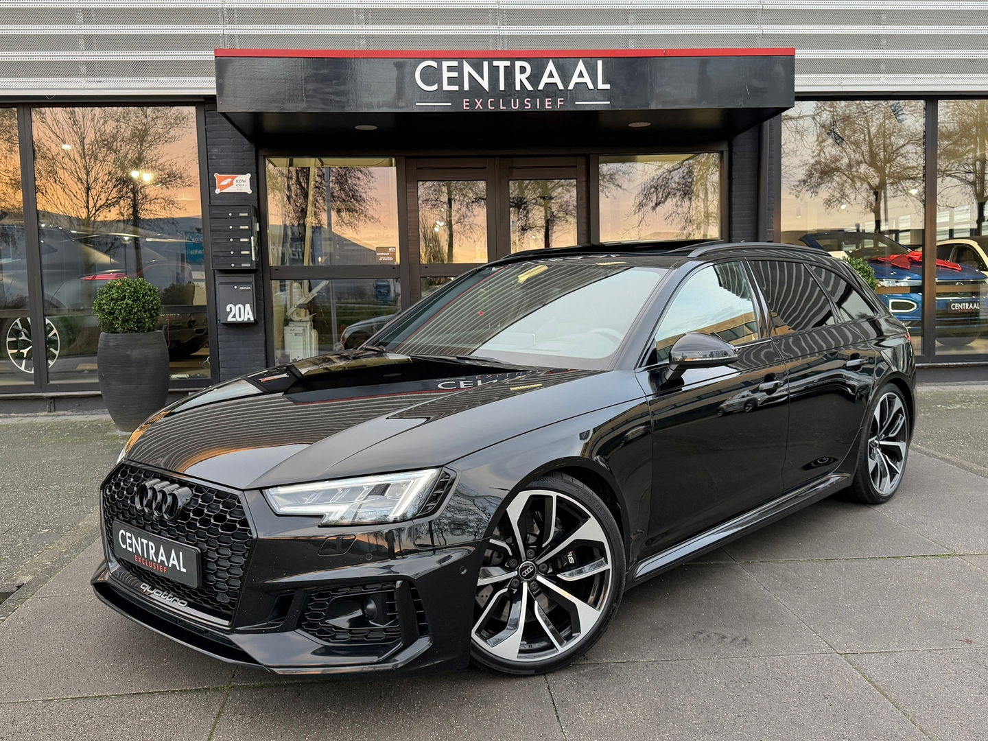 Audi RS4 Avant 2.9 TFSI Quattro|Pano|Massage|B&O|Head-Up|Memory|Camera|Leder|Keyless|Carplay|450PK