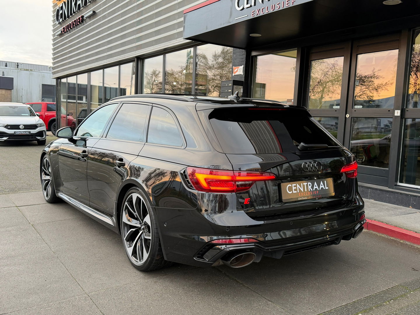 Audi RS4 Avant 2.9 TFSI Quattro|Pano|Massage|B&O|Head-Up|Memory|Camera|Leder|Keyless|Carplay|450PK
