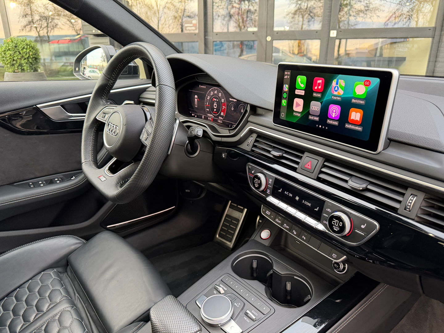 Audi RS4 Avant 2.9 TFSI Quattro|Pano|Massage|B&O|Head-Up|Memory|Camera|Leder|Keyless|Carplay|450PK