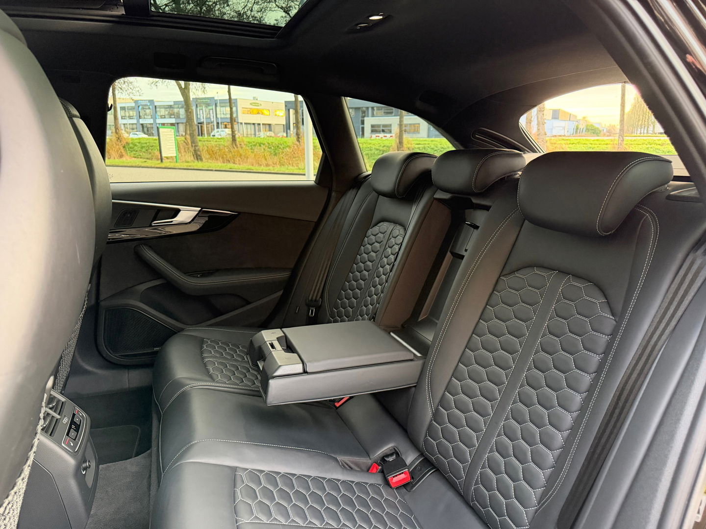 Audi RS4 Avant 2.9 TFSI Quattro|Pano|Massage|B&O|Head-Up|Memory|Camera|Leder|Keyless|Carplay|450PK