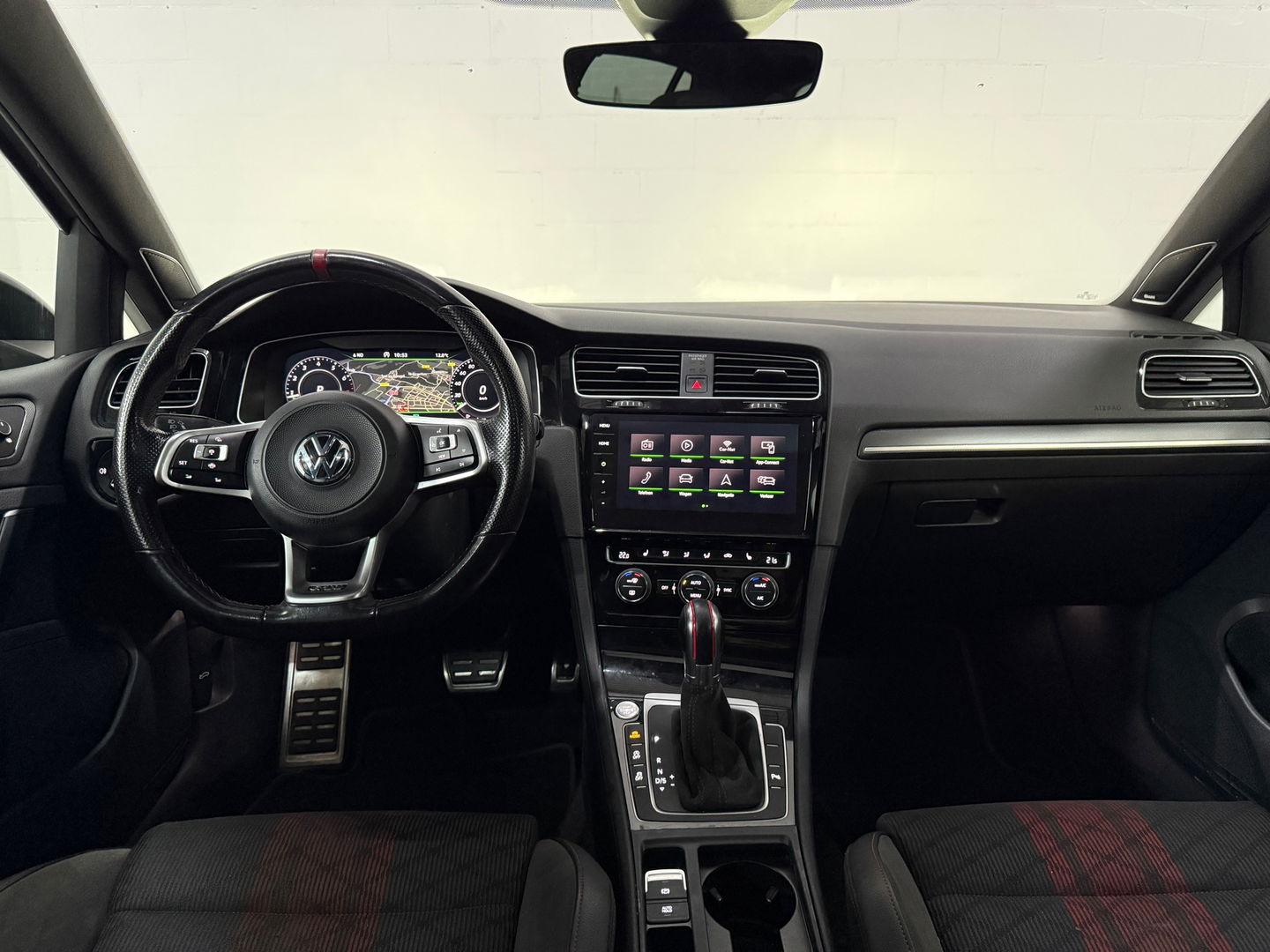 Volkswagen Golf 2.0 TSI GTI TCR Pano*Akrapovic*Cam