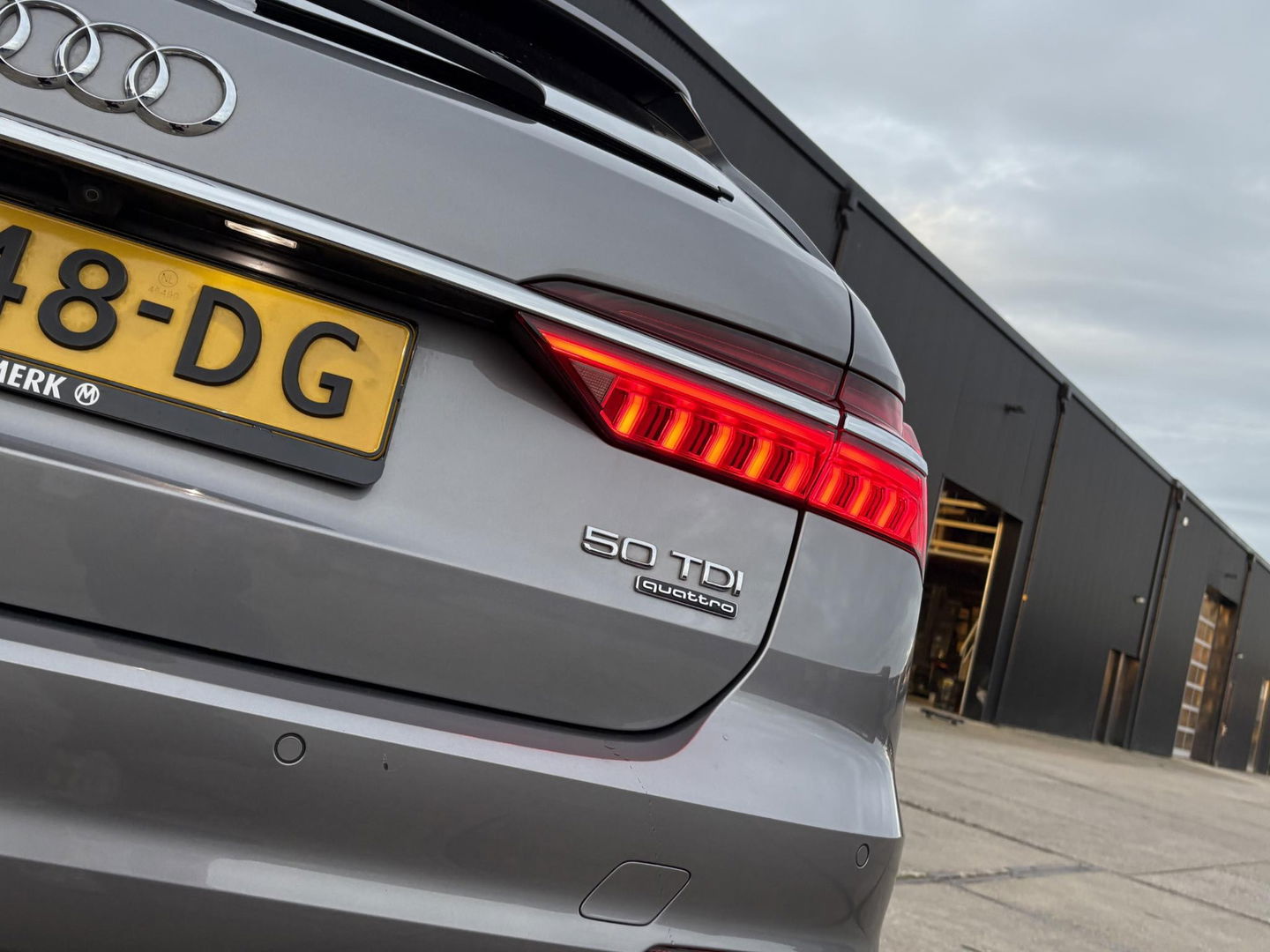 Audi A6 Avant 50 TDI QUATTRO SPORT S LINE | TREKHAAK | MATRIX LED | 360 | STOELVERWARMING