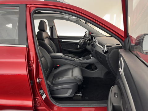 MG ZS EV Luxury 45 kWh Aut. *PANO | LUXURY-LEATHER | CCS-FASTLOADER | KEYLESS | NAVI-FULLMAP | ADAPTIVE-CRUISE | CAMERA | HEATED-SPORTSEATS | CARPLAY | BLINDSPOT | DAB | LANE-ASSIST | PRIVACY-GLASS | 17''ALU*